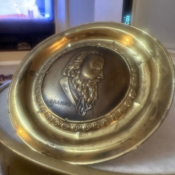 Vintage Brass Wall Plaque – Johannes Brahms – Mid-Century Made in England - Picture 3 of 6